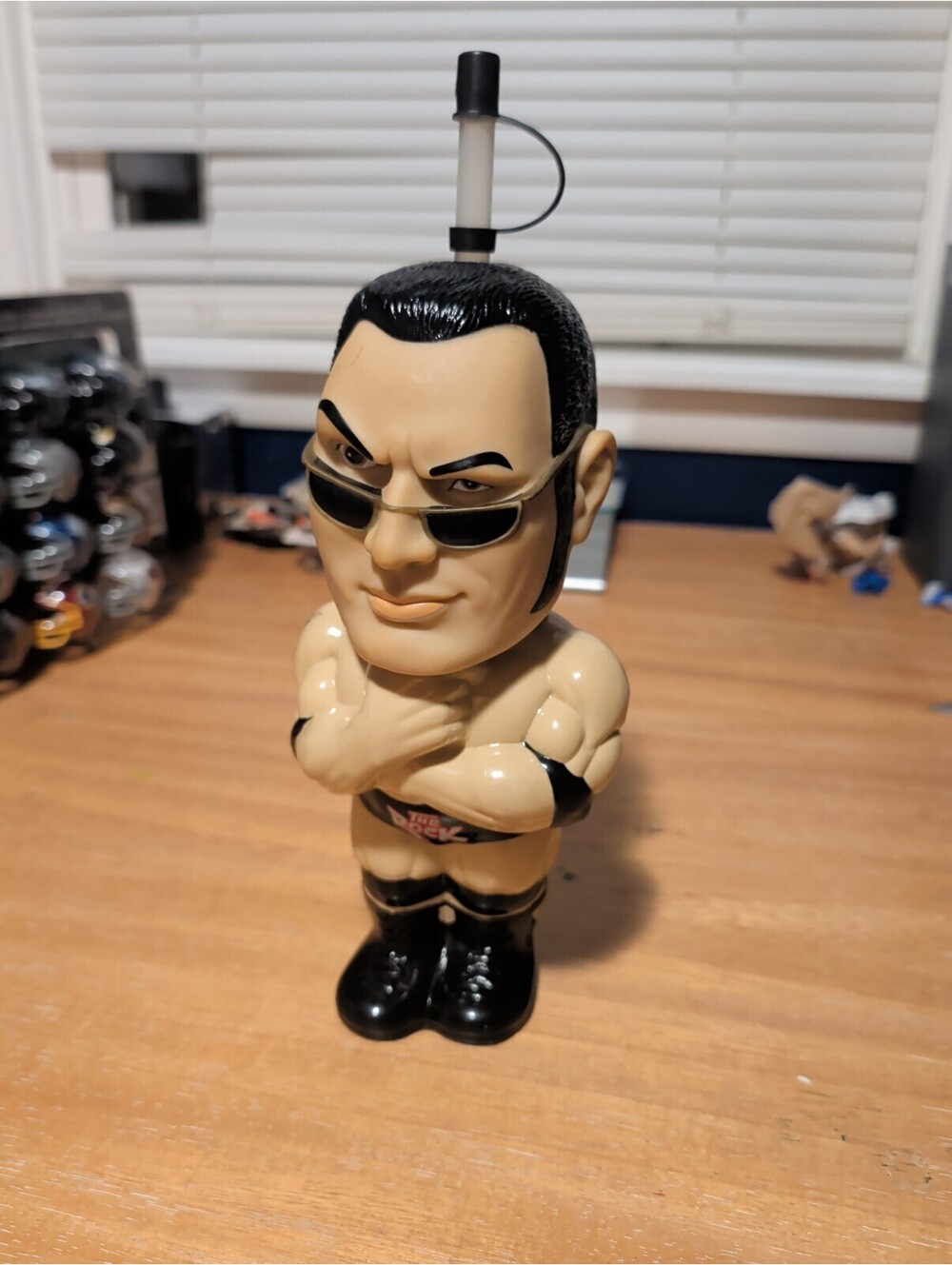 1999 WWF 3-D Big Sipper The Rock Dwayne Johnson with straw ringside supplies